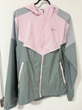 Nike Miller Pink/Grey/Green
Windbreaker